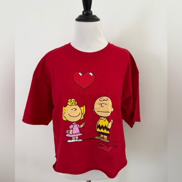 Peanuts Women’s Cropped Crew Neck Graphic T-Shirt Top Juniors - Picture 1 of 2